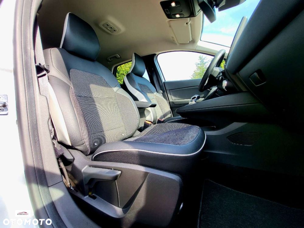 Renault Captur - 26