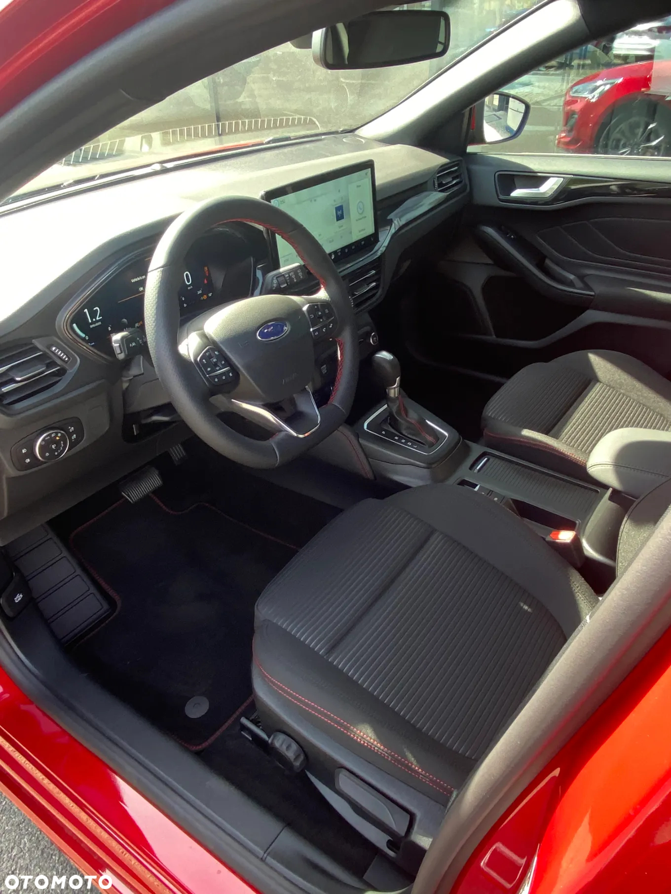Ford Focus 1.0 EcoBoost mHEV ST-Line X - 11