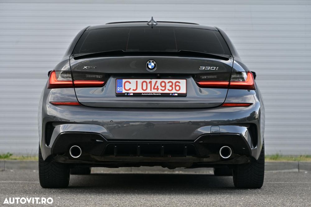 BMW Seria 3 330i xDrive Aut. M Sport - 10