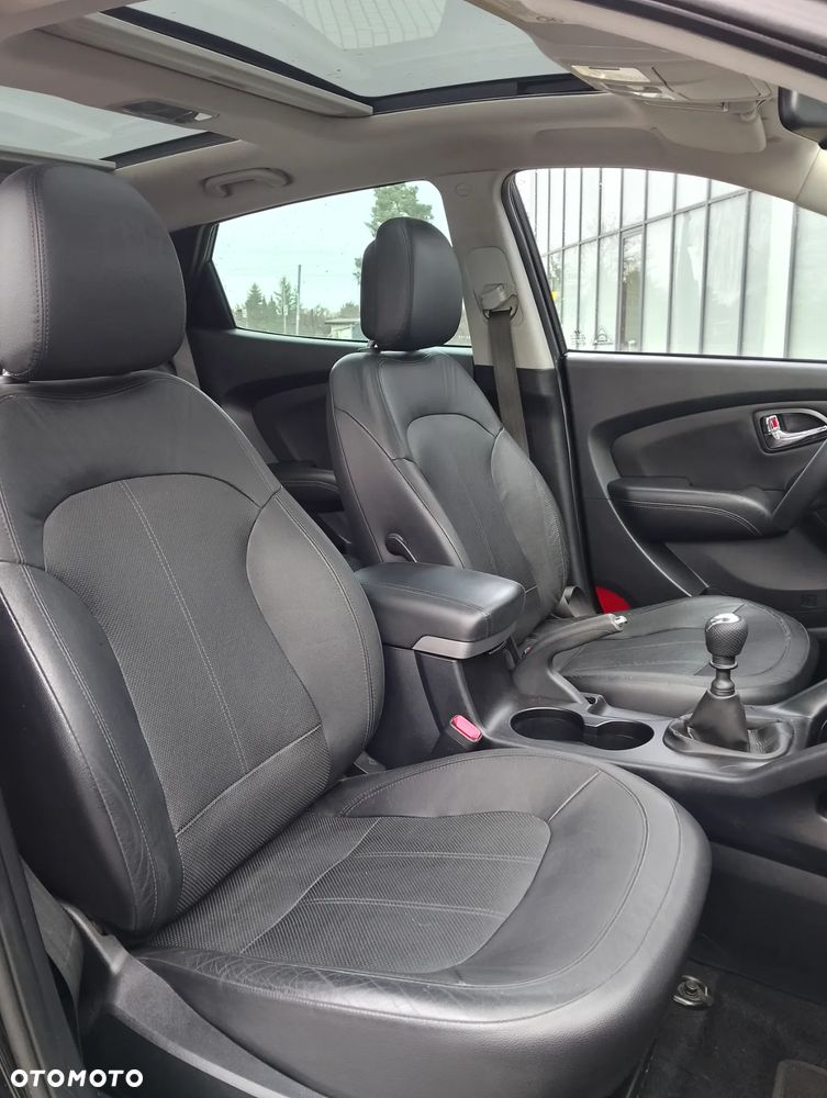 Hyundai ix35 1.7 CRDi Premium 2WD - 10