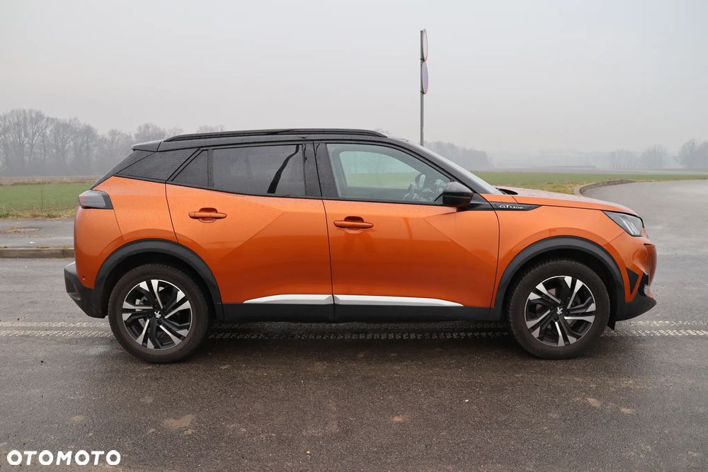 Peugeot 2008 1.2 PureTech GT Line S&S - 5