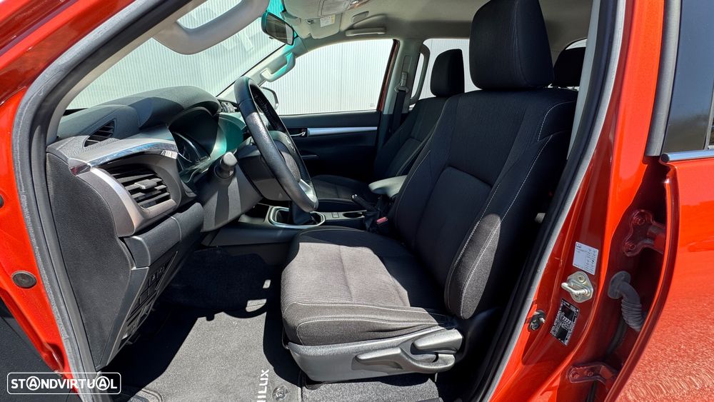 Toyota Hilux 2.4 D-4D 4WD Tracker - 19