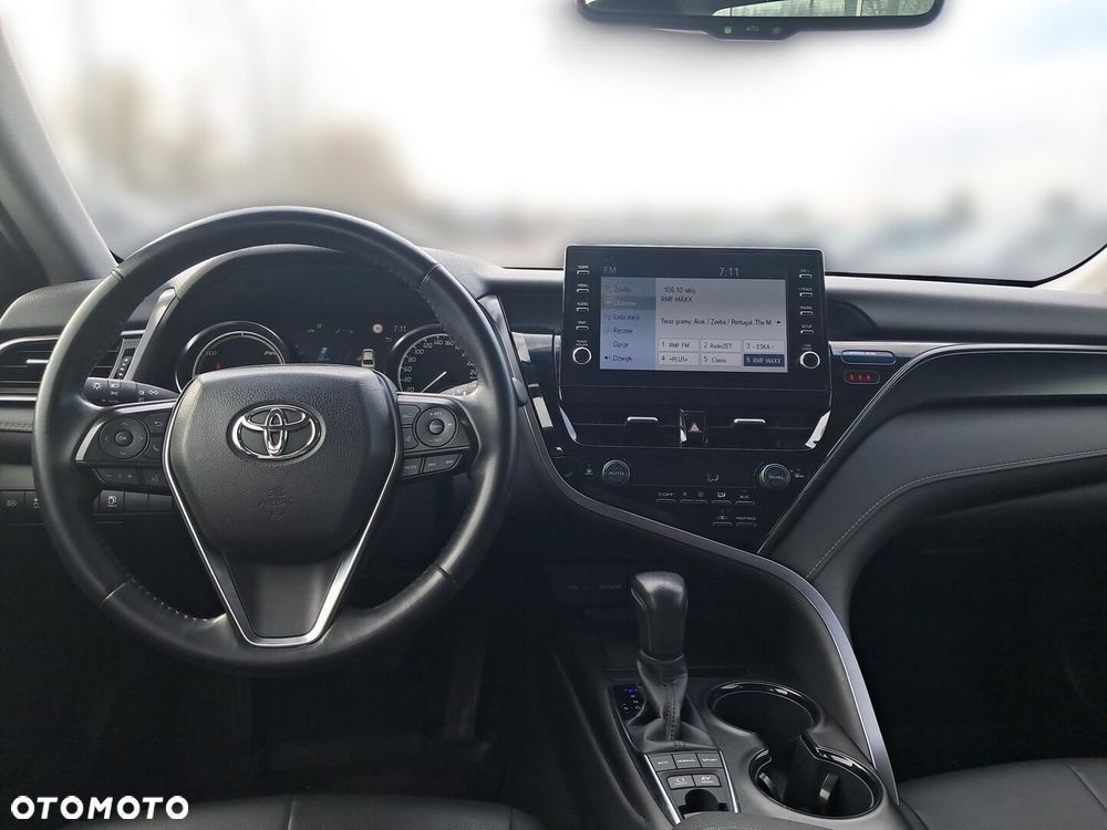 Toyota Camry 2.5 Hybrid Prestige CVT - 4