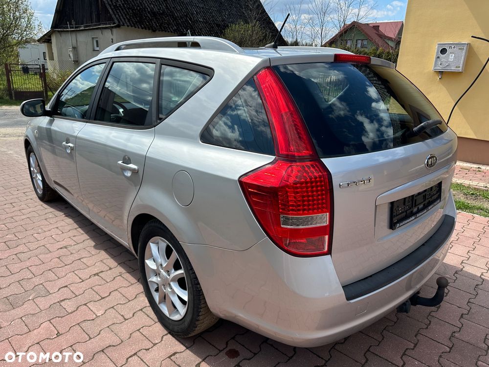 Kia Ceed 1.4 CVVT LX - 11