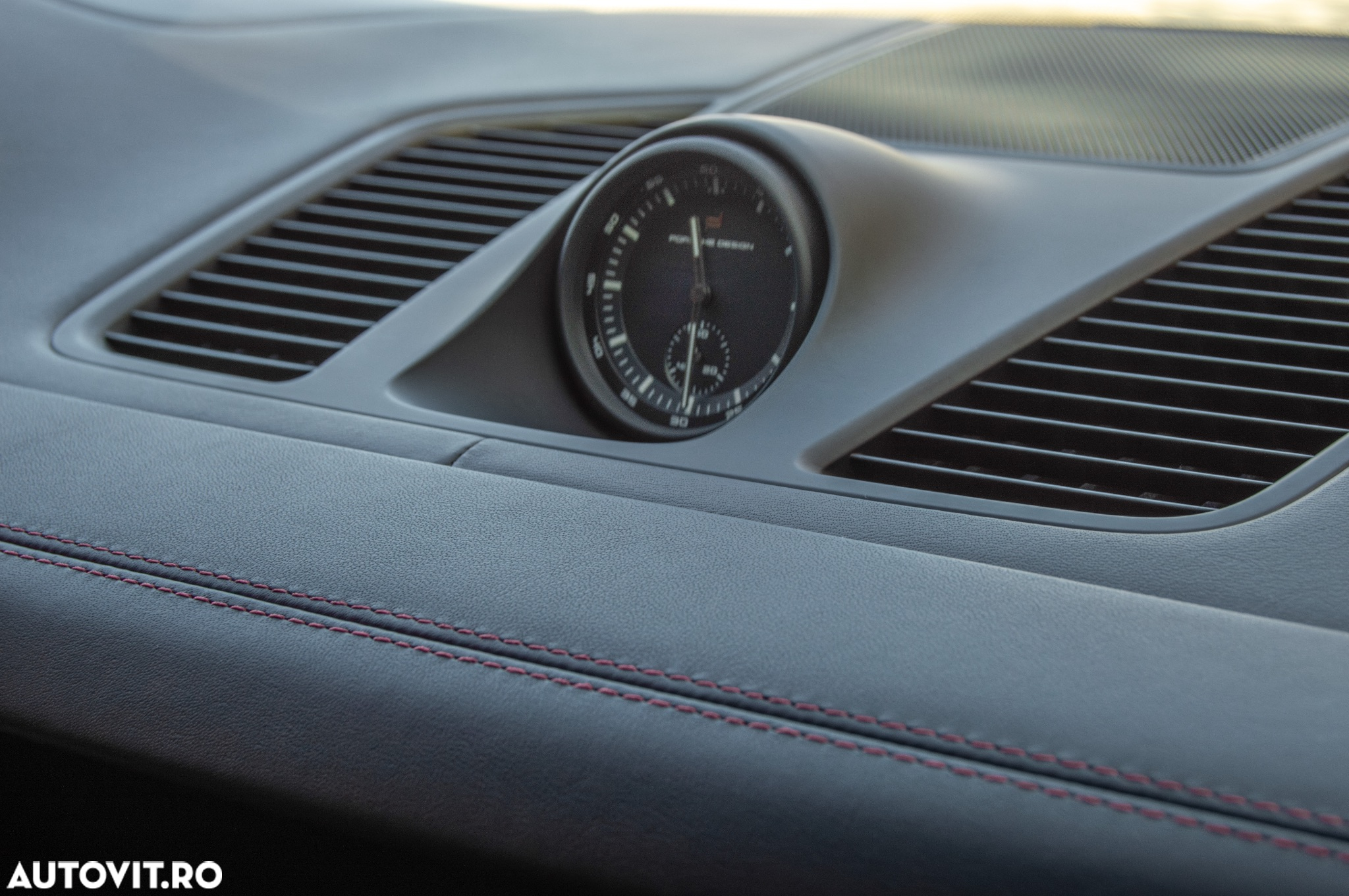 Porsche Cayenne S - 8