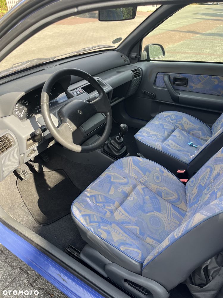 Renault Clio 1.2 RN - 5