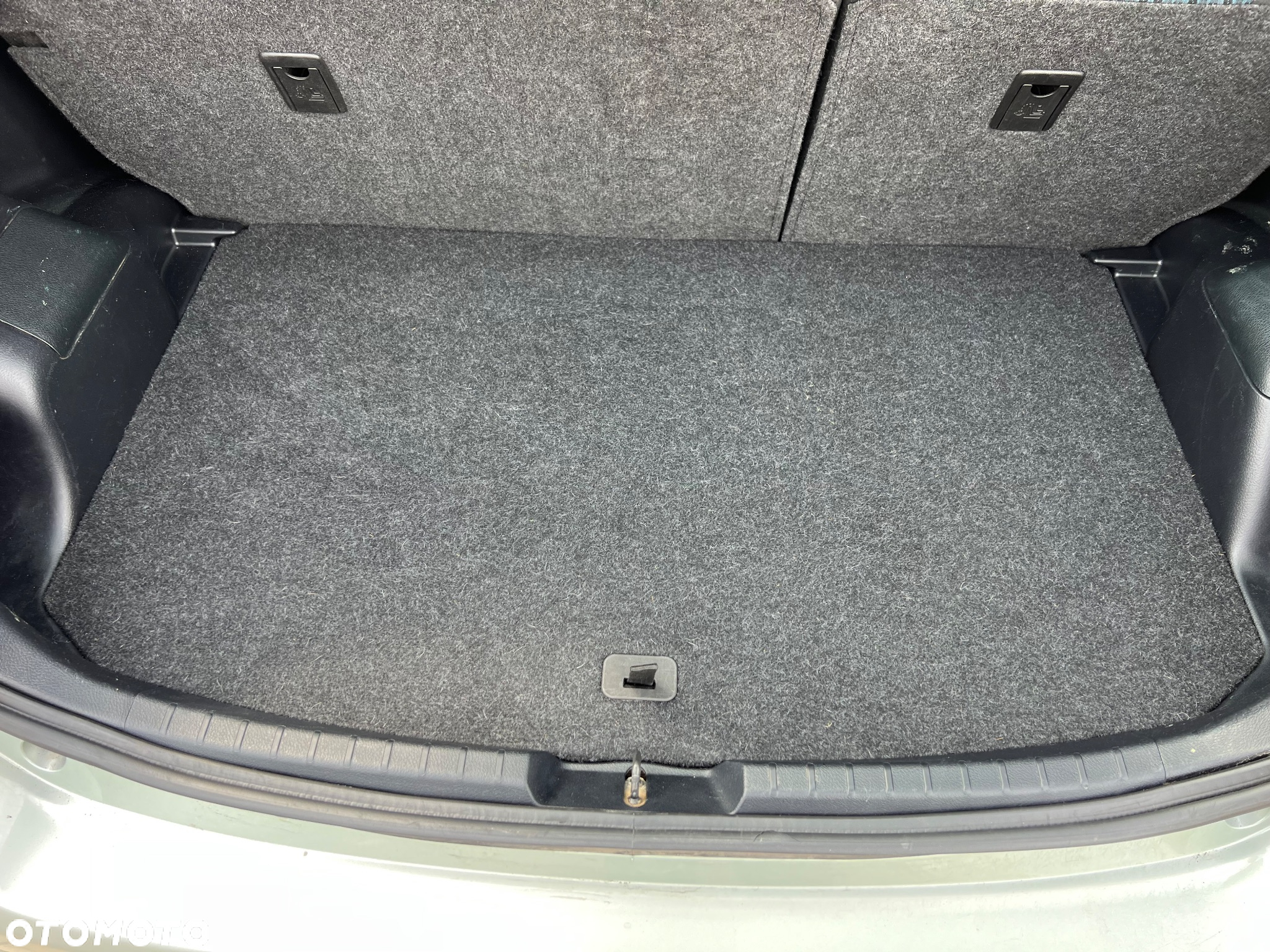 Toyota Yaris 1.33 Dynamic - 12