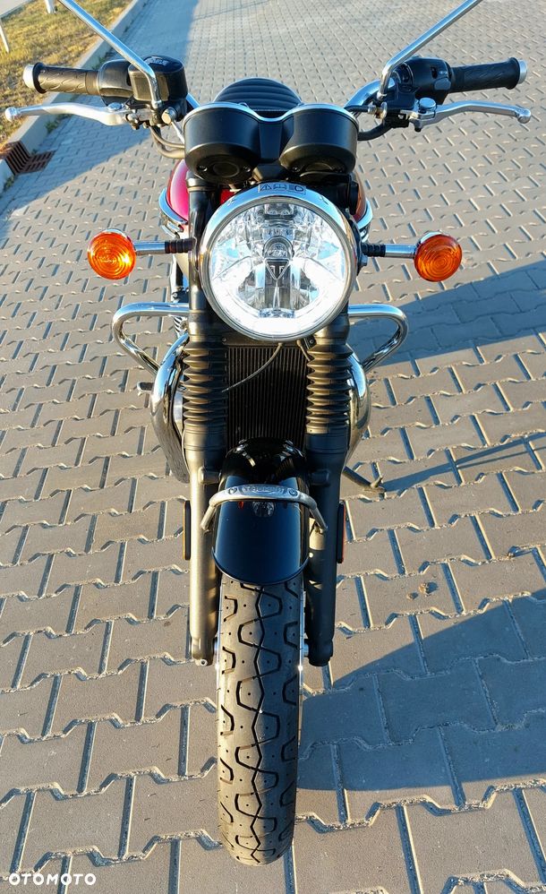Triumph Bonneville - 21