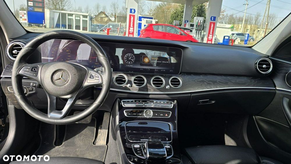 Mercedes-Benz Klasa E - 13