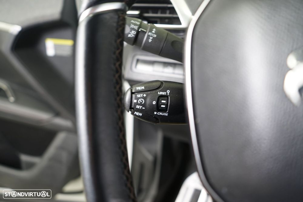 Peugeot 5008 1.5 BlueHDi GT Line - 28