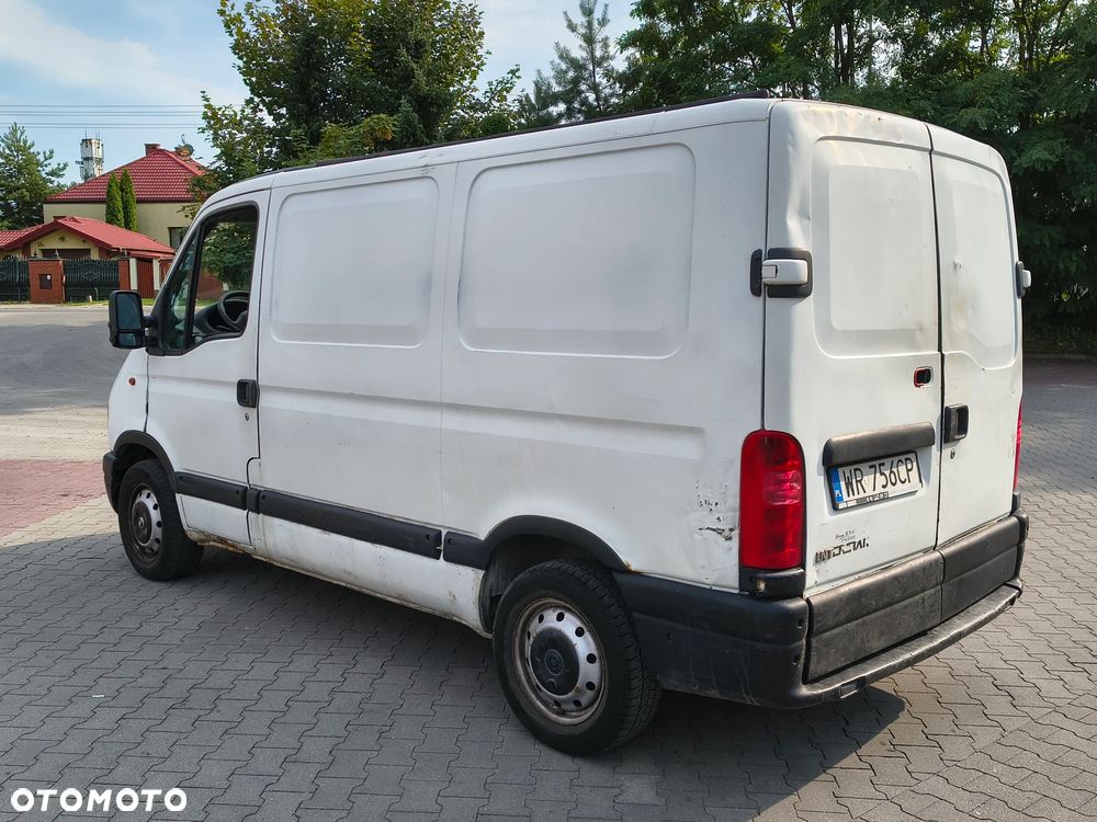 Nissan Interstar - 5