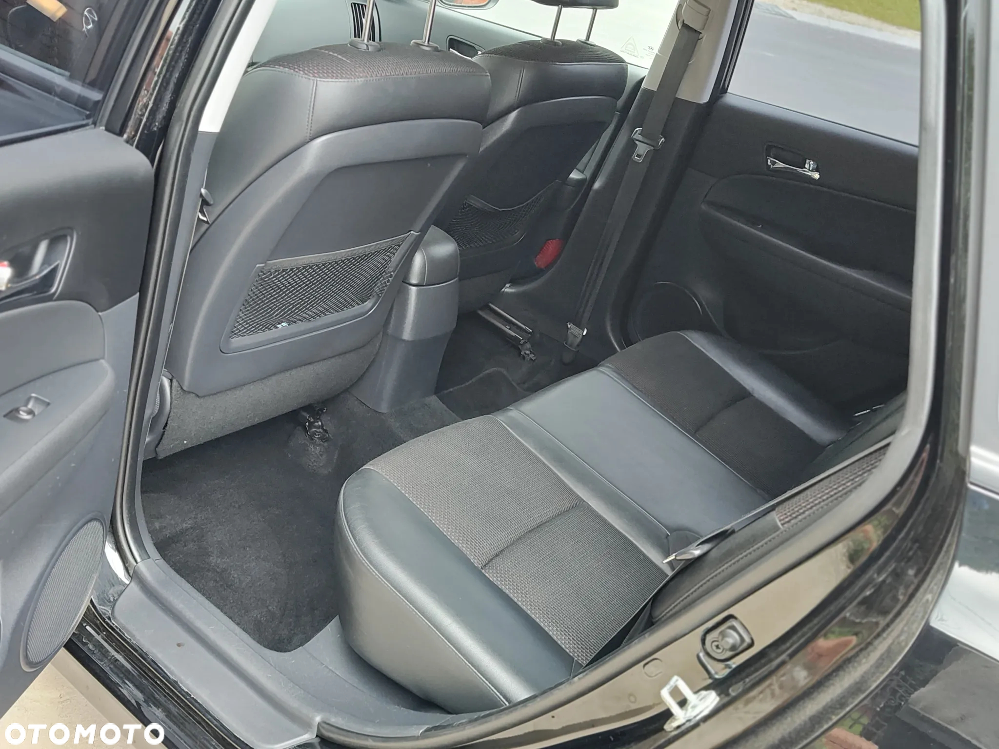 Hyundai i30 1.6 CRDi Premium - 10