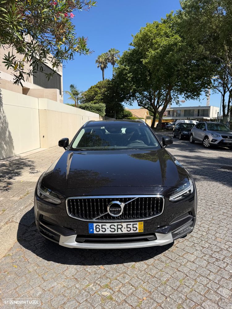 Volvo V90 Cross Country - 2