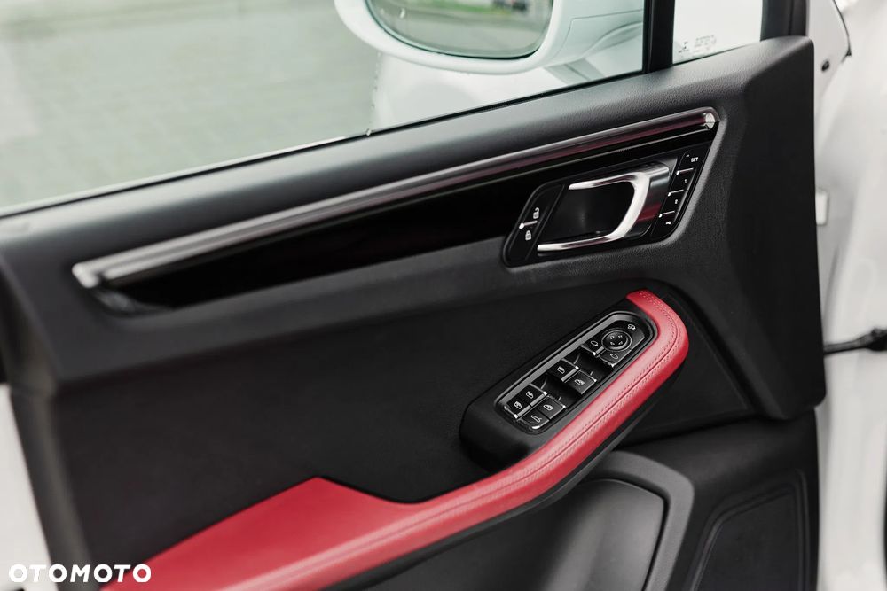 Porsche Macan Standard - 13