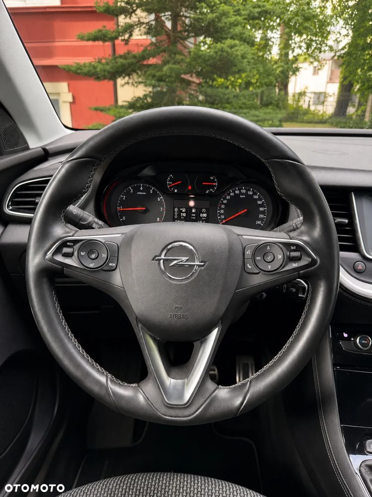 Opel Grandland X 1.2 T GPF Design Line S&S - 12