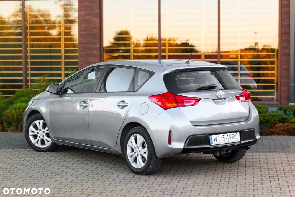 Toyota Auris 1.33 VVT-i Life+ - 9