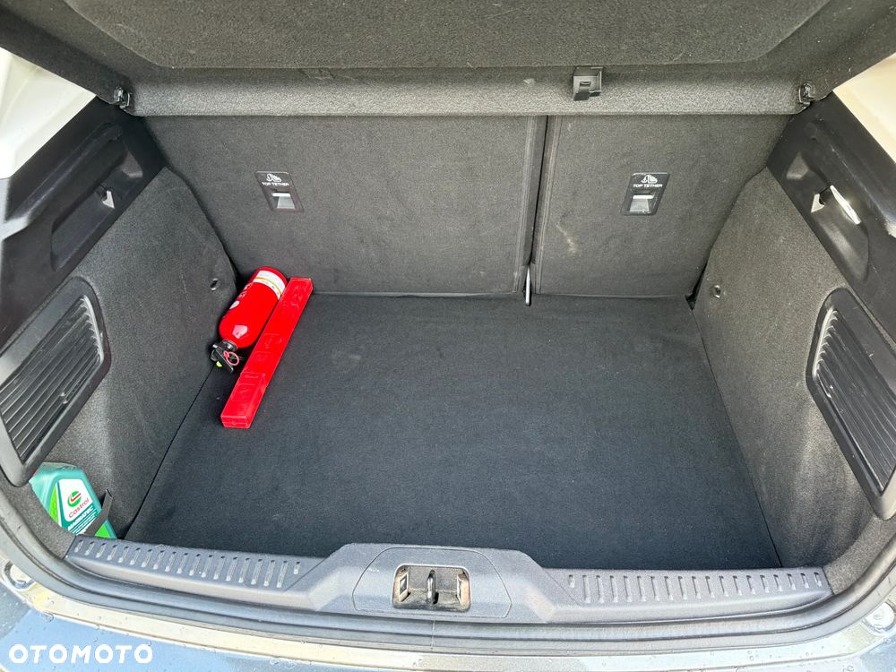 Ford Focus - 12