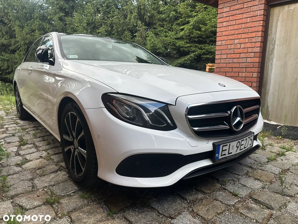 Mercedes-Benz Klasa E 220 d 9G-TRONIC - 31