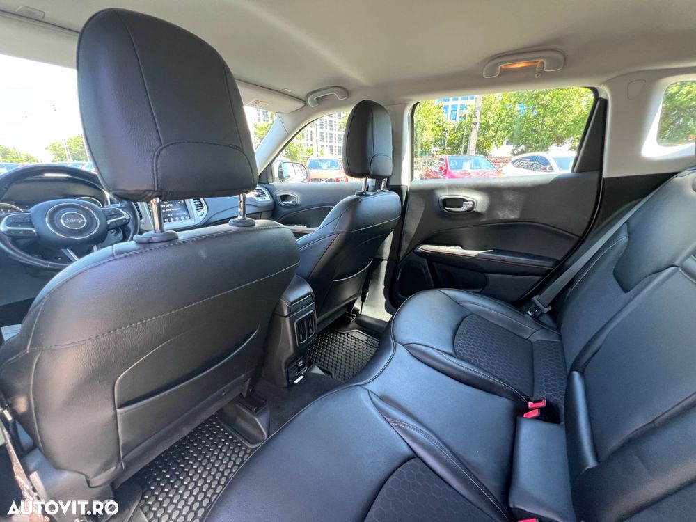 Jeep Compass 2.0 M-Jet 4x4 AT Limited - 17