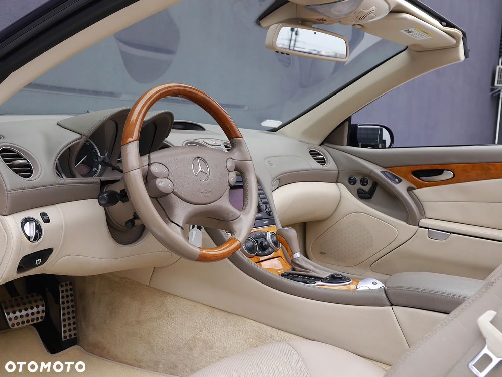 Mercedes-Benz SL 500 7G-TRONIC - 11