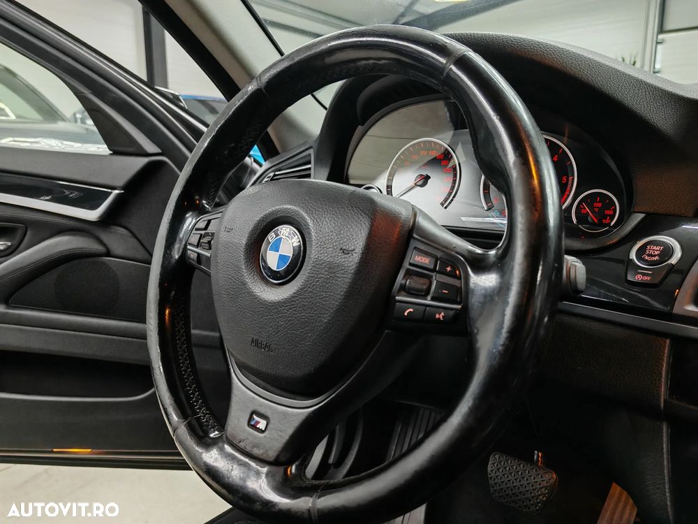 BMW Seria 5 525d xDrive Touring Sport-Aut. - 23