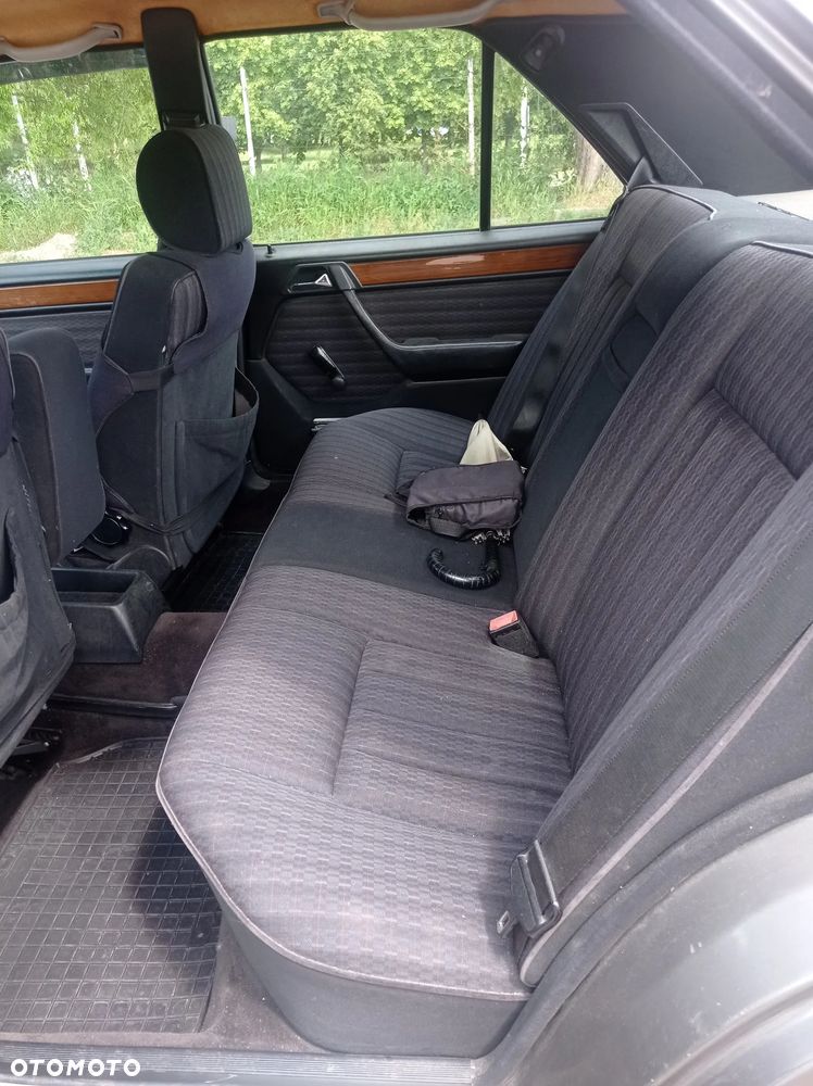 Mercedes-Benz W124 (1984-1993) - 9