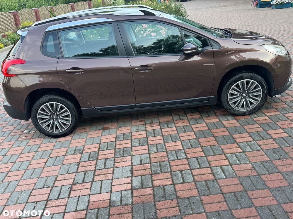 Peugeot 2008 - 4