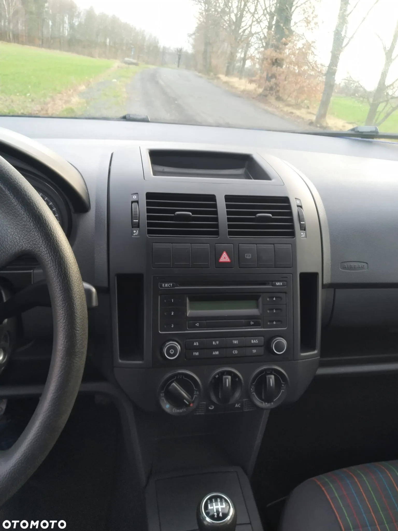 Volkswagen Polo - 12