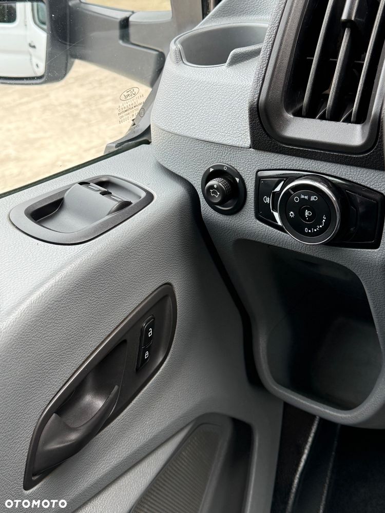 Ford TRANSIT - 25