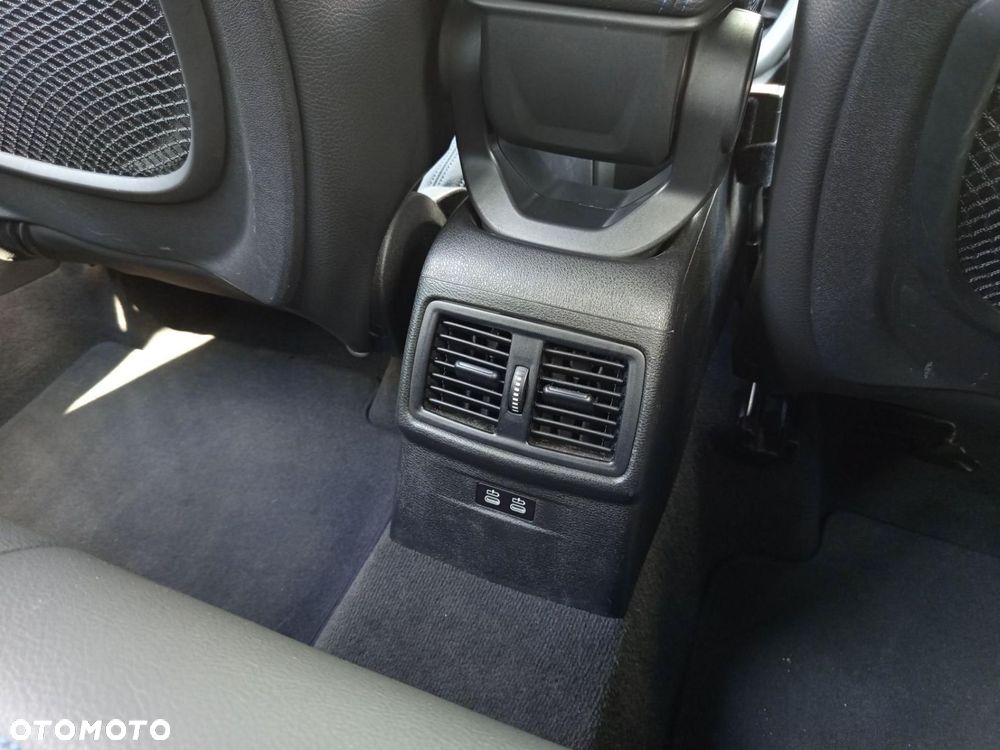 BMW X1 - 21