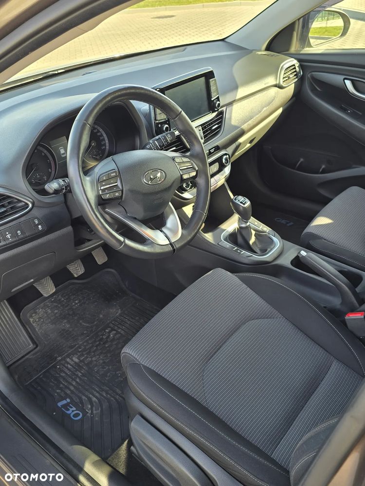 Hyundai i30 1.5 Pure - 18