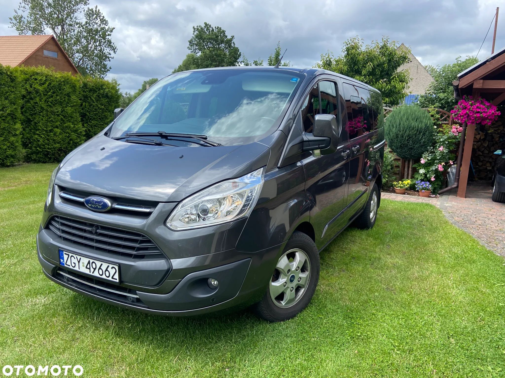 Ford Tourneo Custom 2.0 EcoBlue L2 Trend - 1