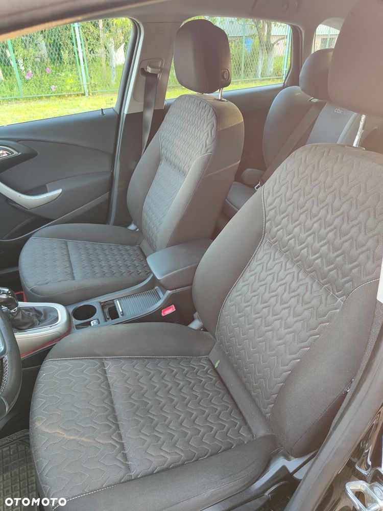 Opel Astra 1.7 CDTI DPF Active - 8