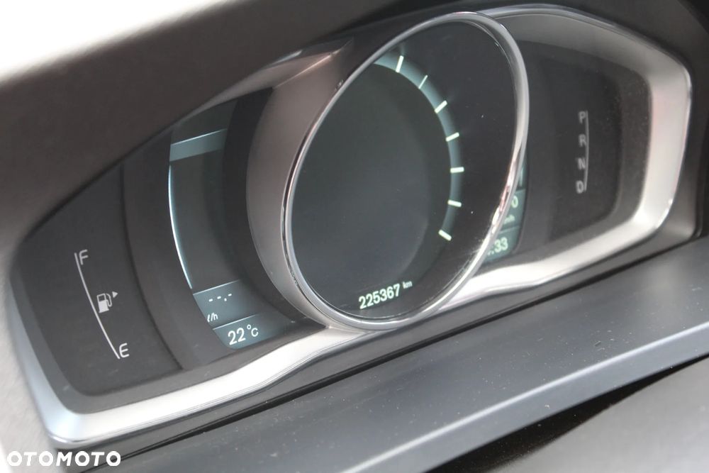 Volvo S60 2.5 T5 - 8