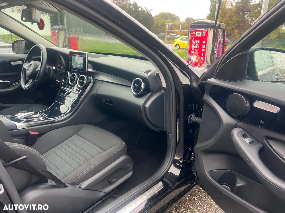 Mercedes-Benz C - 29