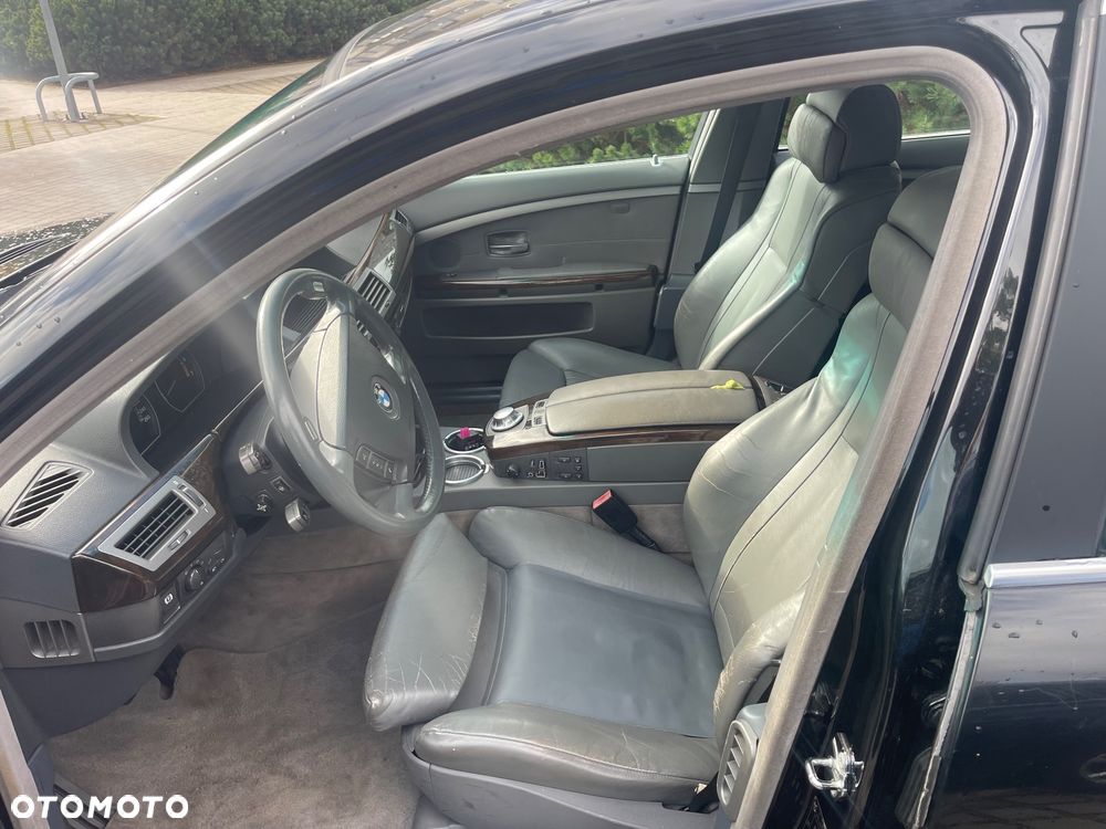 BMW Seria 7 - 29