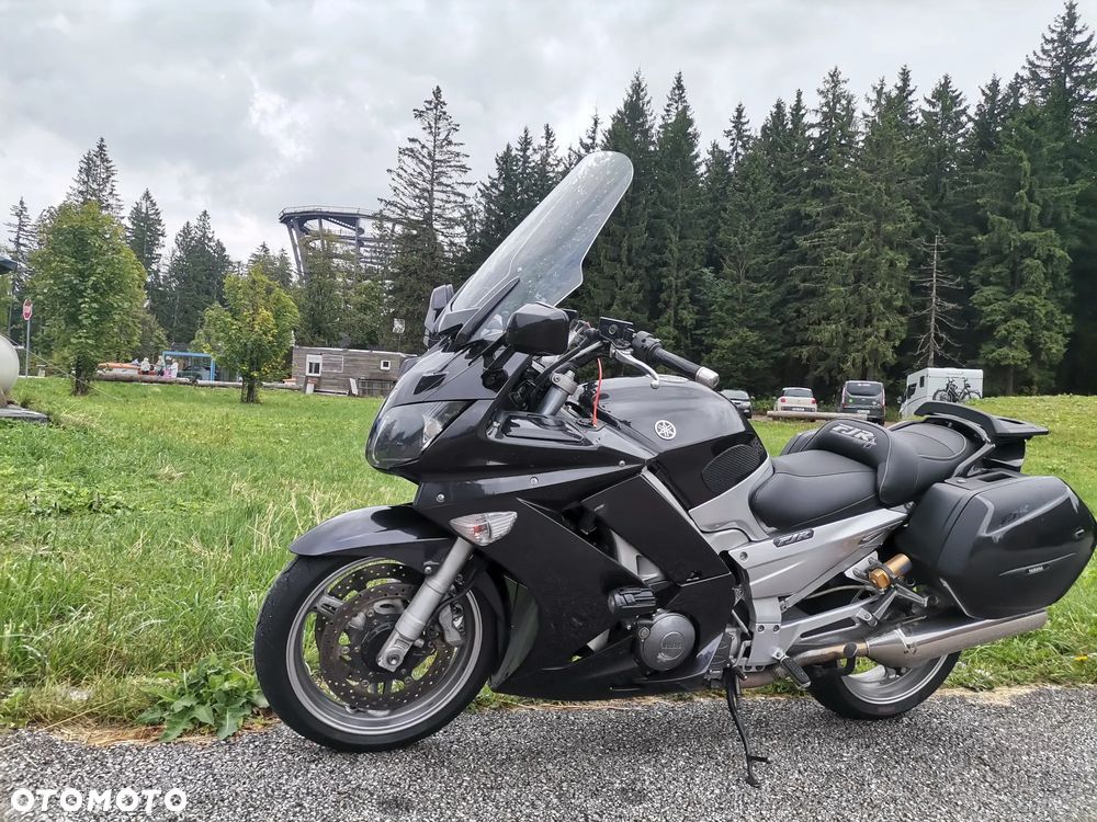 Yamaha FJR - 3