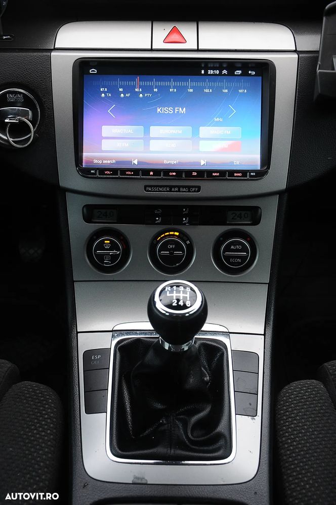 Volkswagen Passat - 10