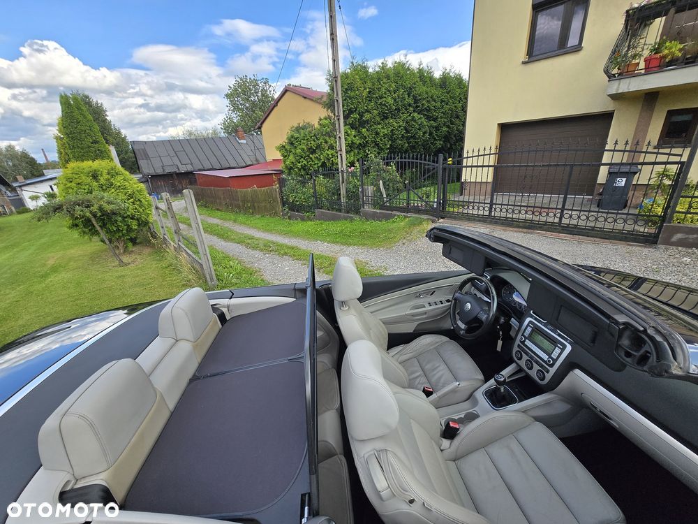 Volkswagen Eos - 8