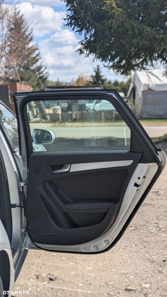 Audi A4 Avant 2.0 TDI DPF Ambition - 17