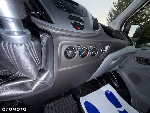 Ford TRANSIT - 17