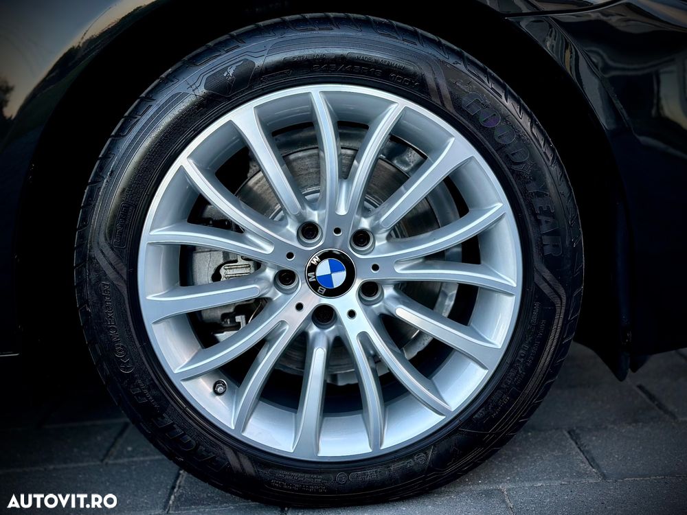 BMW Seria 5 520d xDrive Aut. Luxury Line - 35