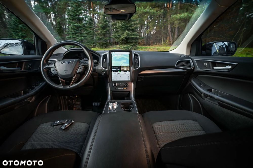 Ford Edge - 18