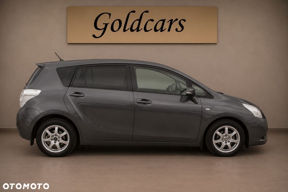 Toyota Verso 2.0 D-4D Travel - 9