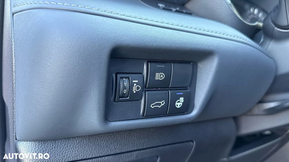 Toyota Highlander 2.5 L Hybrid Dynamic Force 248CP Dynamic Metallic - 35
