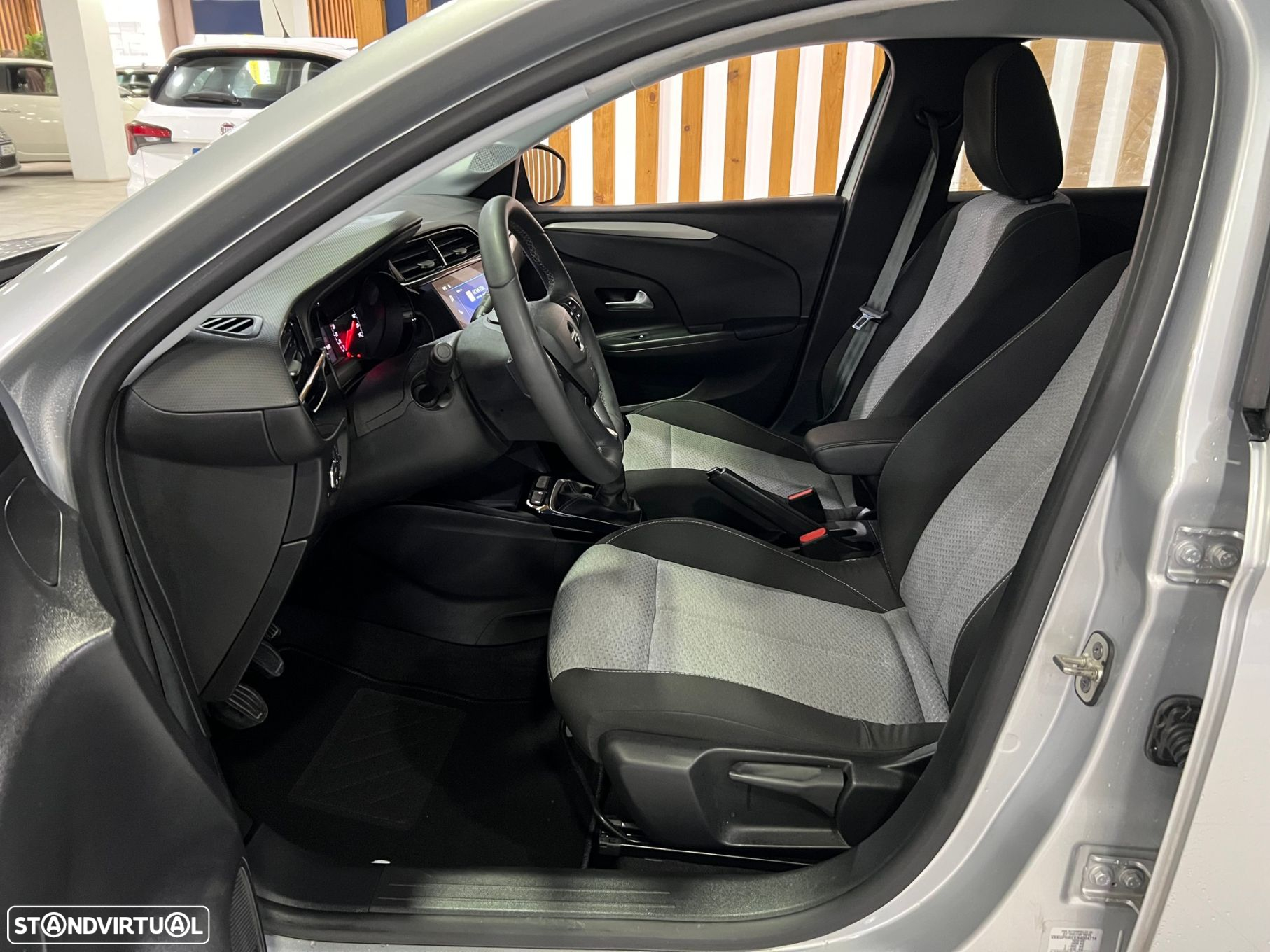 Opel Corsa 1.2 T Elegance - 9