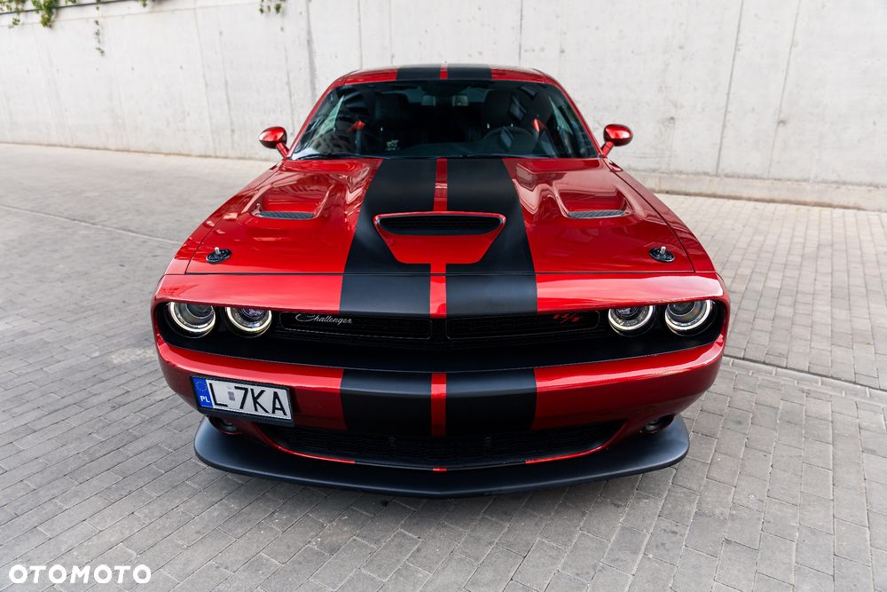 Dodge Challenger 6.4 Scat Pack - 6