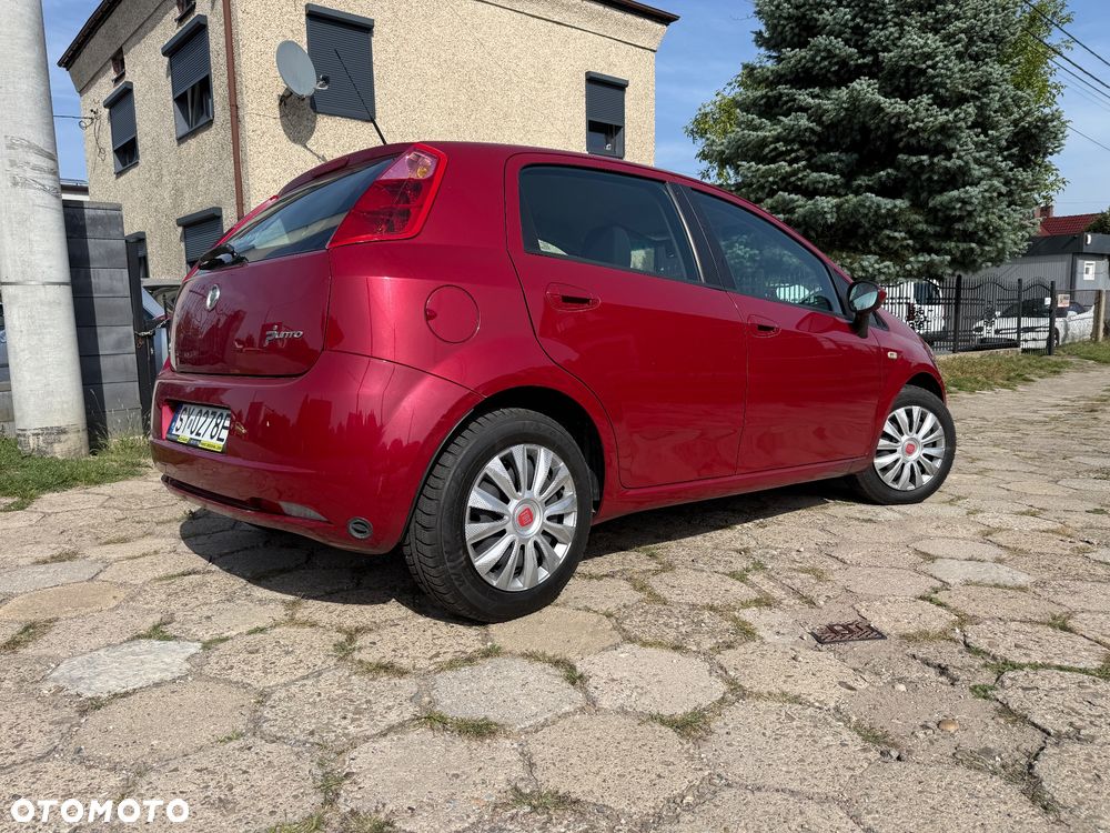 Fiat Punto 1.4 16V Dynamic - 3