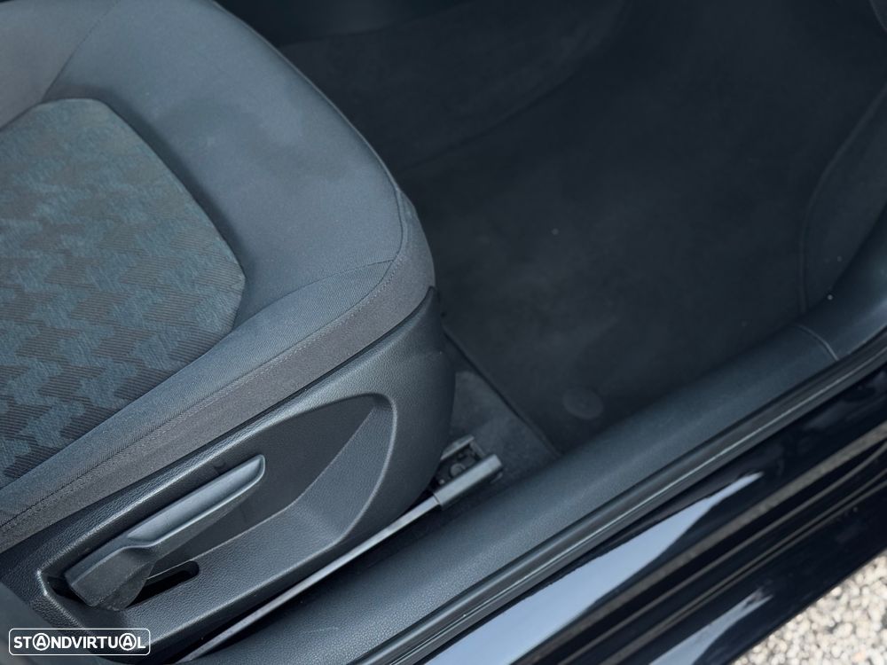 Audi A3 Limousine 1.6 TDI Attraction - 22