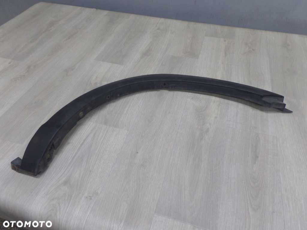 IVECO DAILY IV 06-11 LISTWA SIERP BLOTNIKA PRAWY 3802038 DX - 2